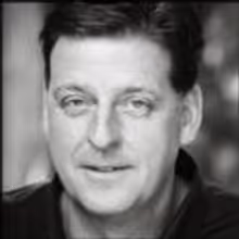 Andrew Dunn Joins the West End's RAILWAY CHILDREN Tonight