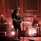 VIDEO: Chris Stapleton Performs 'You Are My Sunshine' on TONIGHT SHOW