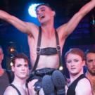BWW Reviews: CABARET Dazzles at Signature Theatre