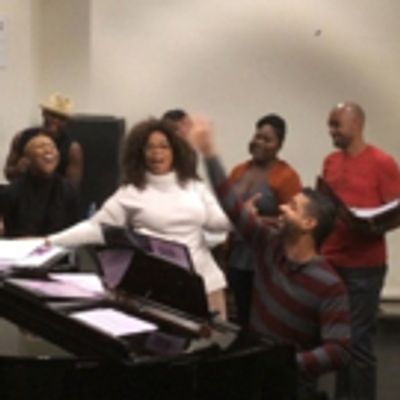 STAGE TUBE: Oprah Surprises THE COLOR PURPLE Cast, Sings in Rehearsal!