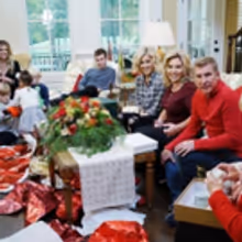 USA Premieres A VERY CHRISLEY CHRISTMAS 2 Tonight