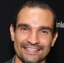 Javier Munoz to Receive 2016 Hispanic Organization of Latin Actors HOLA Award