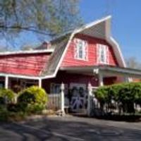 BWW Reviews: NOBODY'S PERFECT at Chaffin's Barn Photo