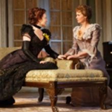 Photo Flash: First Look at Laura Linney and Cynthia Nixon Swapping Roles in THE LITTL