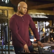 LL Cool J Hosts 17th Annual A HOME FOR THE HOLIDAYS Special on CBS Tonight