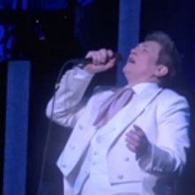 TV: Remembering Leonard Cohen- k.d. lang Sings Powerful 'Hallelujah'