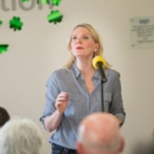 Photo Flash: Jessica Hendy and the Cast of CATS Sing for Seniors in Midtown