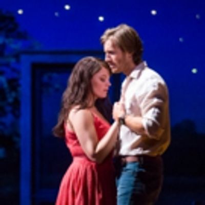 Photo Flash: First Look at Elizabeth Stanley &amp; Andrew Samonsky in THE BRIDGES OF MADISON COUNTY Tour!