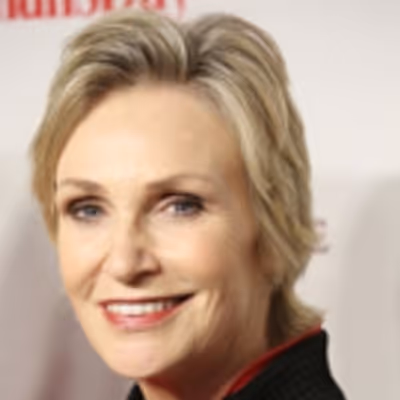Jane Lynch, Phil Keoghan to Host Nat Geo's Groundbreaking TV Event EARTH LIVE