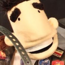 Top Gun Soars on Stage with All Puppet Players