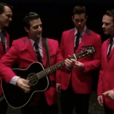 STAGE TUBE: Mark Ballas Shares Warm-Up Video of SHERRY