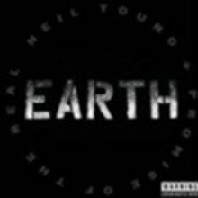 Neil Young to Visit CBS's LATE SHOW WITH STEPHEN COLBERT, 5/26