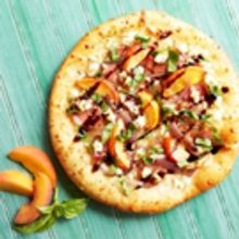 Uncle Maddio's Pizza Brings Back Summer Favorites; Peachy Keen Pizza and Summer Peach