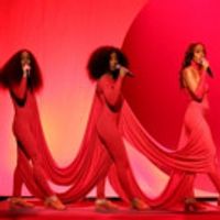 VIDEO: Solange Performs 'Rise' and 'Weary' on TONIGHT SHOW Video