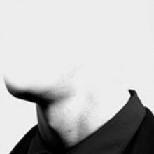 BWW Review: This 1984 is Not by the Numbers at Comedy Theatre