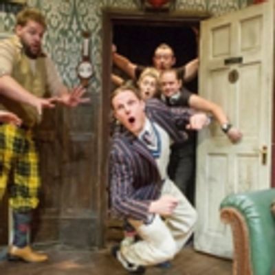 BWW Interview: Dave Hearn Falls for the Audience in THE PLAY THAT GOES WRONG
