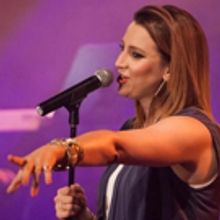 YouTube Sensation Natalie Weiss Brings 'Riffs' Series to Oakland University Tonight