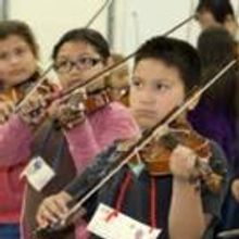 Pacific Symphony Relaunches Santa Ana Strings Violin Instruction Program