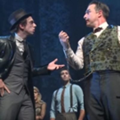 STAGE TUBE: Sneak Peek at Highlights and More of SHERLOCK HOLMES in Chicago, Starring David Arquette