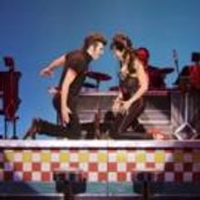 BWW Reviews: Overly Wholesome and Character Free GREASE at 5th Avenue
