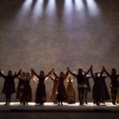 Photo Flash: First Look at Danny Burstein & Company in FIDDLER ON THE ROOF!