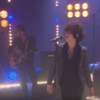 VIDEO: Kings of Leon Perform 'Reverend' on LATE LATE SHOW Video
