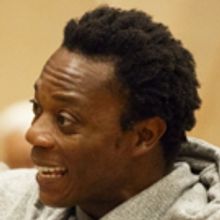 BWW Review: Olivier Award Winner Chukwudi Iwuji Stars In Mobile Unit's Contemporary-Minded HAMLET