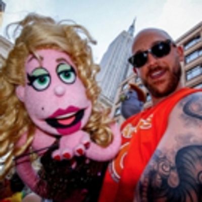 Photo Flash: Cast of AVENUE Q Marches in NYC Pride Parade!