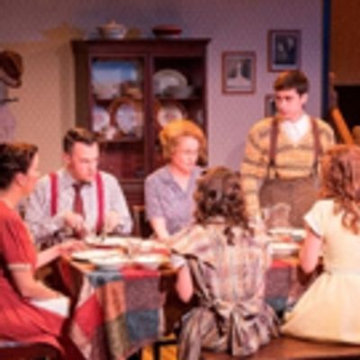 Photo Flash: First Look at BRIGHTON BEACH MEMOIRS at Act II Playhouse