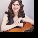 BWW Interview: Grammy Nominated Singer-Songwriter LISA LOEB Appears at the Copa Palm…
