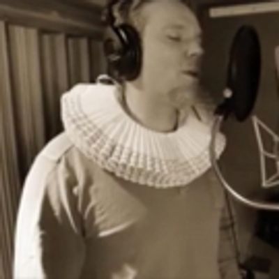 STAGE TUBE: SOMETHING ROTTEN Releases Teaser Video for Renaissance Cover of What You Own from RENT
