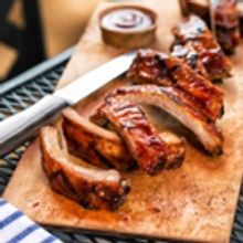 Tony Roma's Honors Military Men and Women this Independence Day