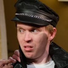 BWW Review: ENTERTAINING MR SLOANE Breaks All the Rules