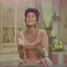 Prominent Soprano Roberta Peters Dies at Age 86
