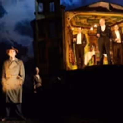 BWW Review: AN INSPECTOR CALLS, Playhouse Theatre, 10 November 2016