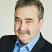 BEAUTY AND THE BEAST National Tour's Samuel Shurtleff as Cogsworth