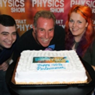 Photo Flash: THAT PHYSICS SHOW Celebrates 100th Performance Off-Broadway