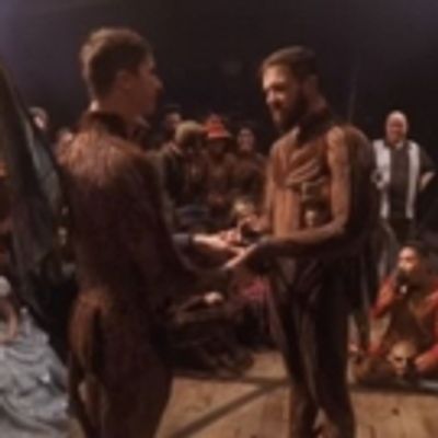 STAGE TUBE: WICKED's Flying Monkeys Get Engaged on Stage for Christmas