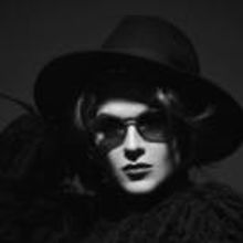Musik aus Schmerz geboren Melody Gardot – Der Zauber der Zerbrechlichkeit!
