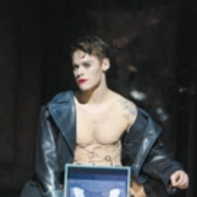 BWW Review: Dark and Thrilling National Tour of CABARET Plays Segerstrom Center