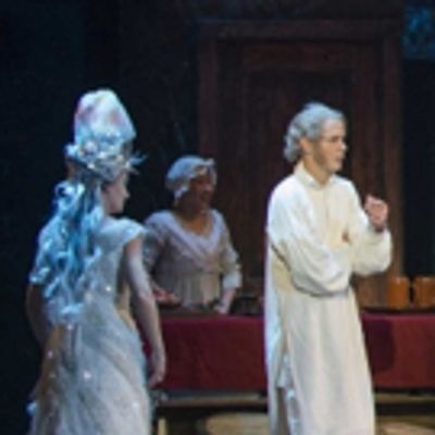 BWW Review: Audiences Completely Give Their Hearts to MKE Rep's Resplendent New A CHRISTMAS CAROL