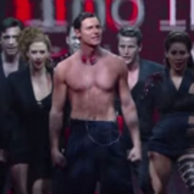 VIDEO: Benjamin Walker & Cast of AMERICAN PSYCHO Perform 'Selling Out' on 'Late Show'