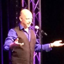 Vegas Comedian Don Barnhart Offers Free Show To Stranded Travelers