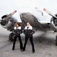 TV: Original CHICAGO Stars Pose for 20th Anniversary Campaign! Video