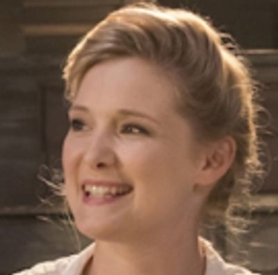 BWW Interview: Actress Amy Morgan Talks TRAVESTIES