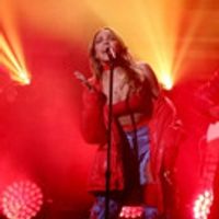 VIDEO: Tinashe Performs New Single 'Flame' on TONIGHT SHOW Video
