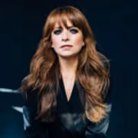 VIDEO: Maxine Linehan Unveils Music Video for U2's 'One'; BC/EFA Benefit Concert Set… Video