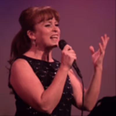 BWW Review: Six Years After Its Debut, Maxine Linehan's Stunning Petula Clark Tribute Show Retroactively Becomes One of New York Cabaret's Greatest Hits