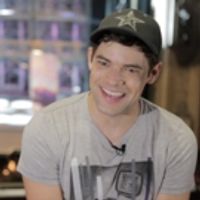 TV: Back to the Banner- Jeremy Jordan Can't Wait to Revisit the NEWSIES Role That… Video