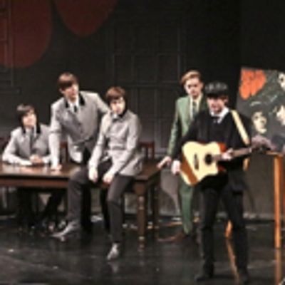 Photo Flash: First Look at Billie Joe Armstrong's Shakespeare Ripoff THESE PAPER BULLETS! at the Geffen